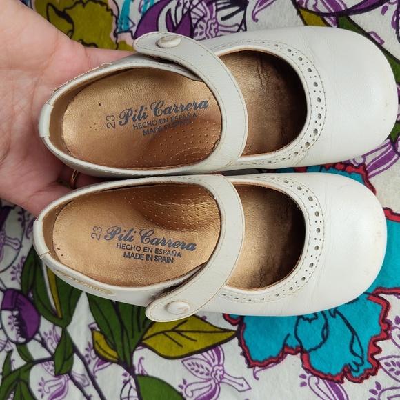 Pili Carrera Leather Mary Jane Dress Shoes - Picture 2 of 12